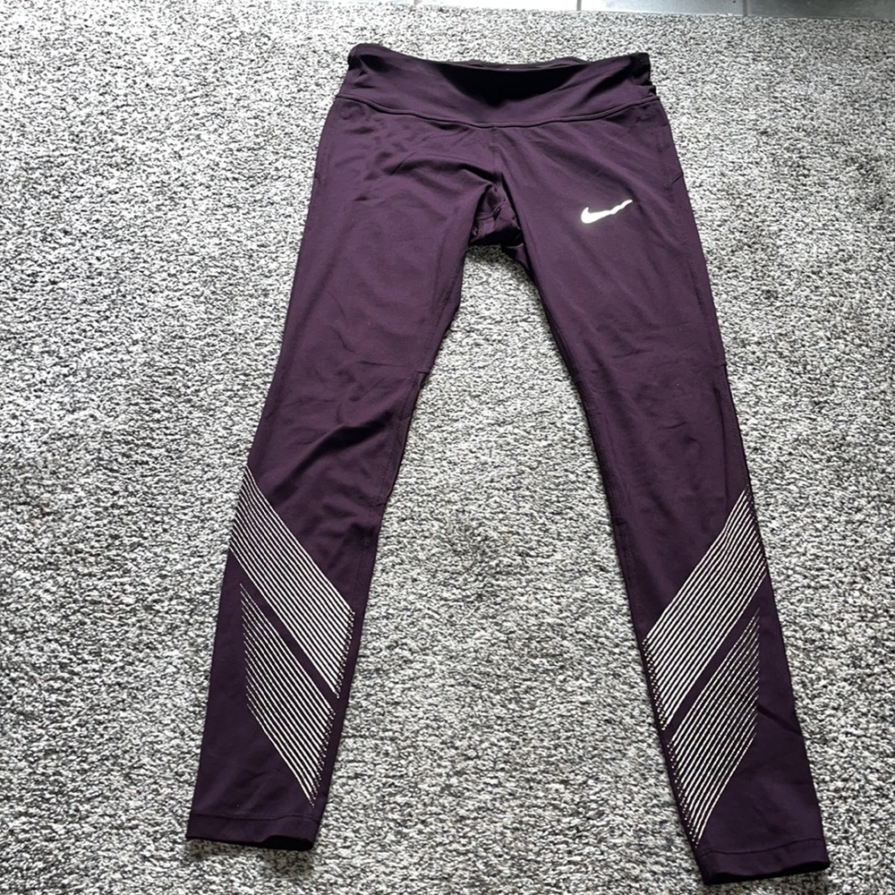 Woman’s Nike Leggings